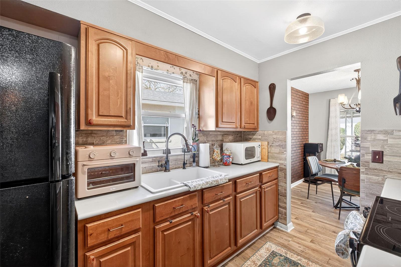 Image 6 of 21 For 5 Sandalwood Drive