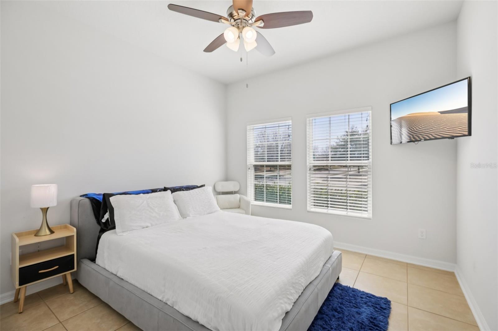 Image 14 of 30 For 3207 Zander Drive