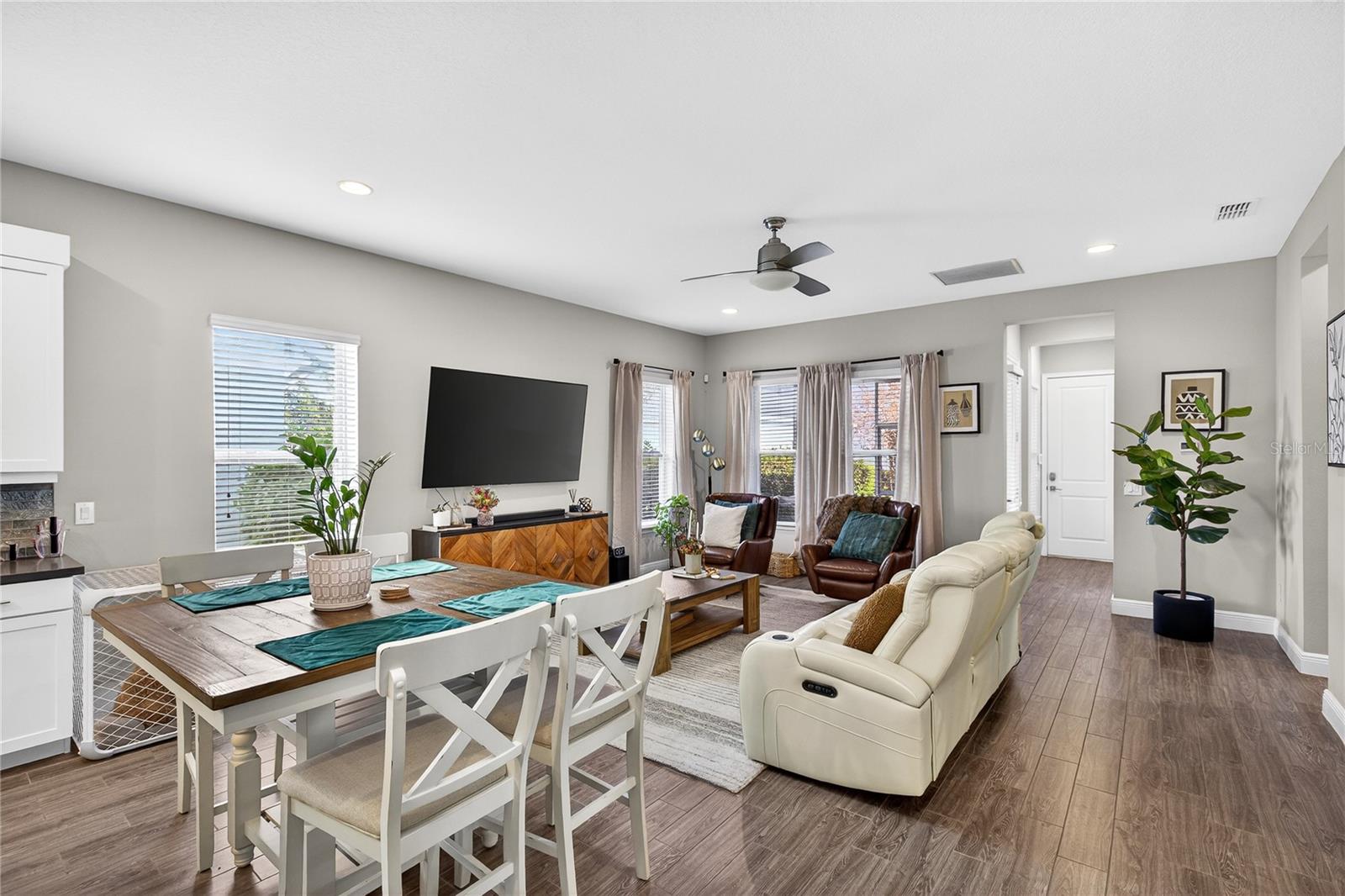 Image 9 of 42 For 13115 Bovet Avenue