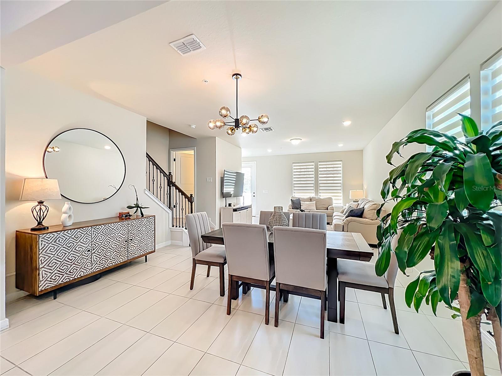 Image 17 of 70 For 10976 Leafshore Loop