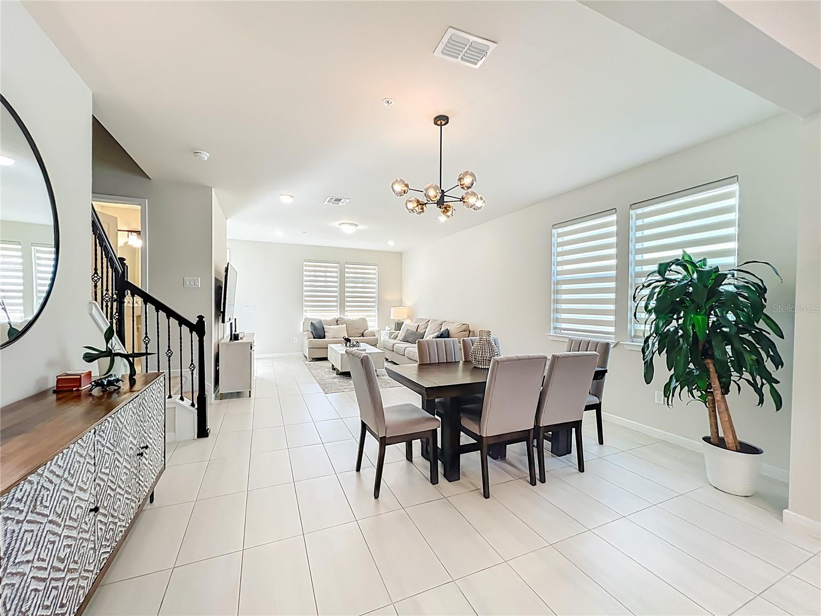 Image 19 of 70 For 10976 Leafshore Loop