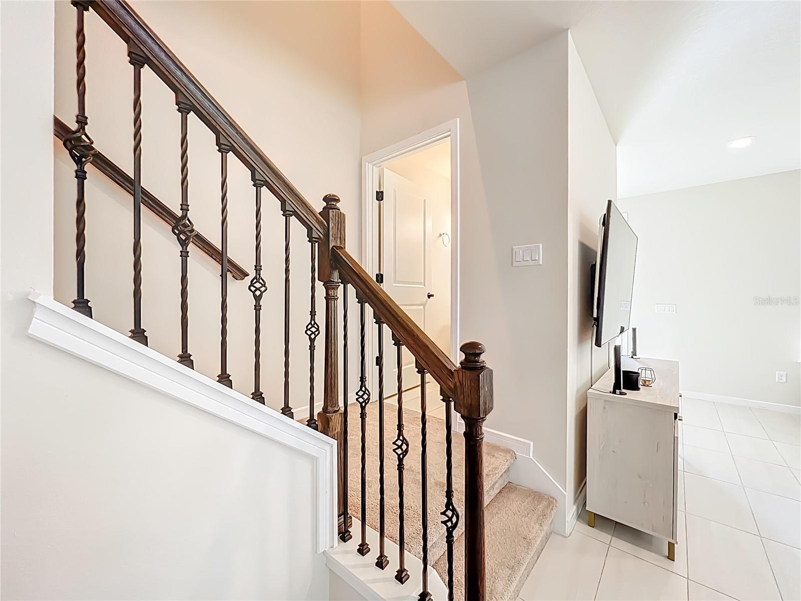 Image 30 of 70 For 10976 Leafshore Loop