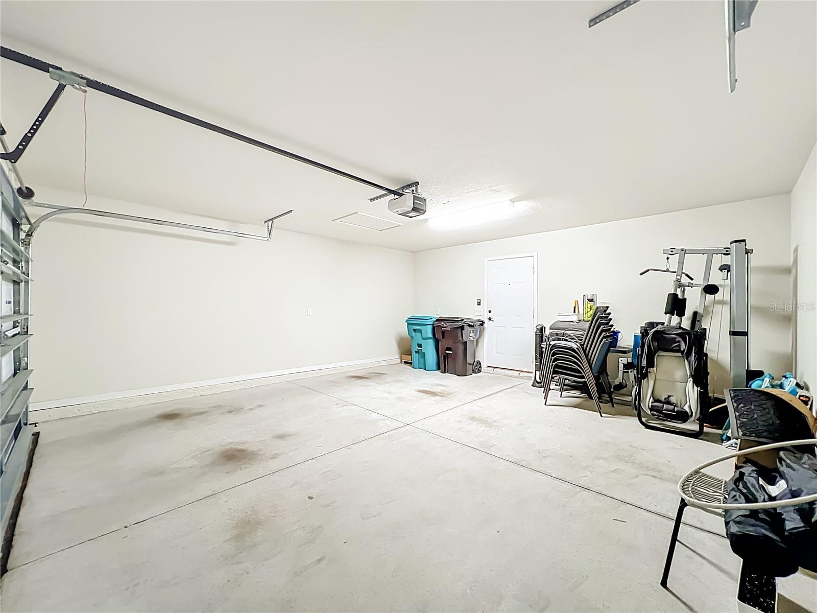 Image 54 of 70 For 10976 Leafshore Loop