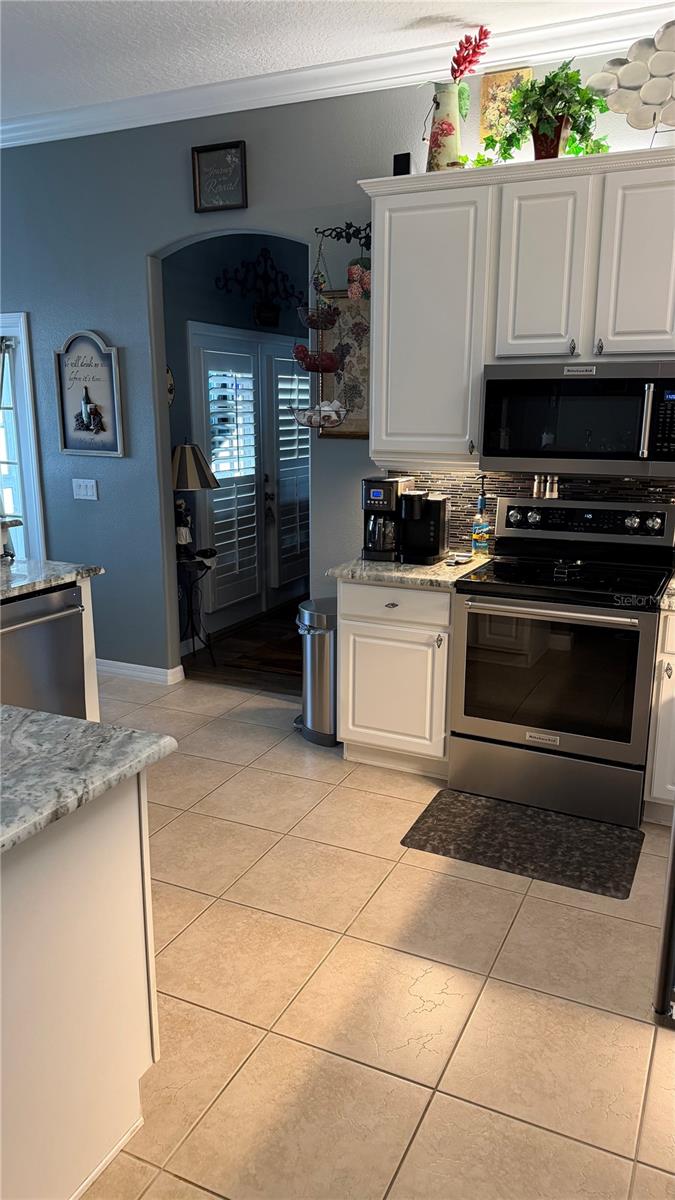 Image 13 of 25 For 300 Mariners Gate Drive