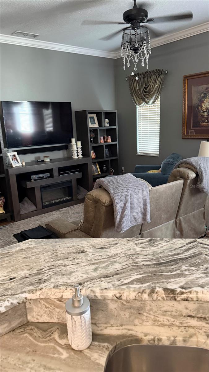 Image 16 of 25 For 300 Mariners Gate Drive