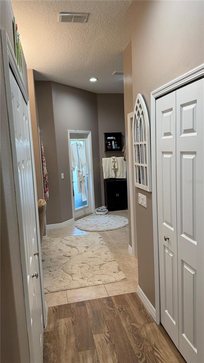 Image 6 of 25 For 300 Mariners Gate Drive