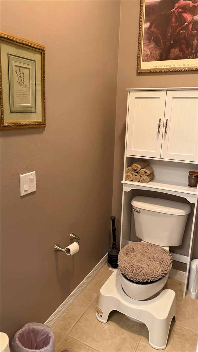 Image 7 of 25 For 300 Mariners Gate Drive