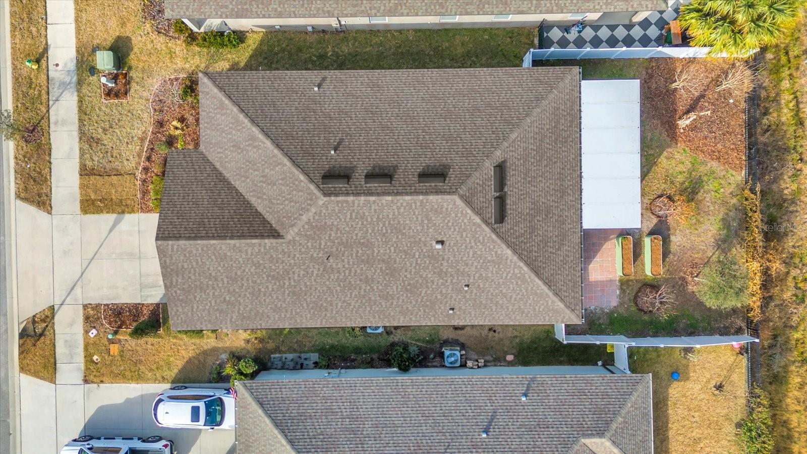 Image 25 of 37 For 591 Steerview Street