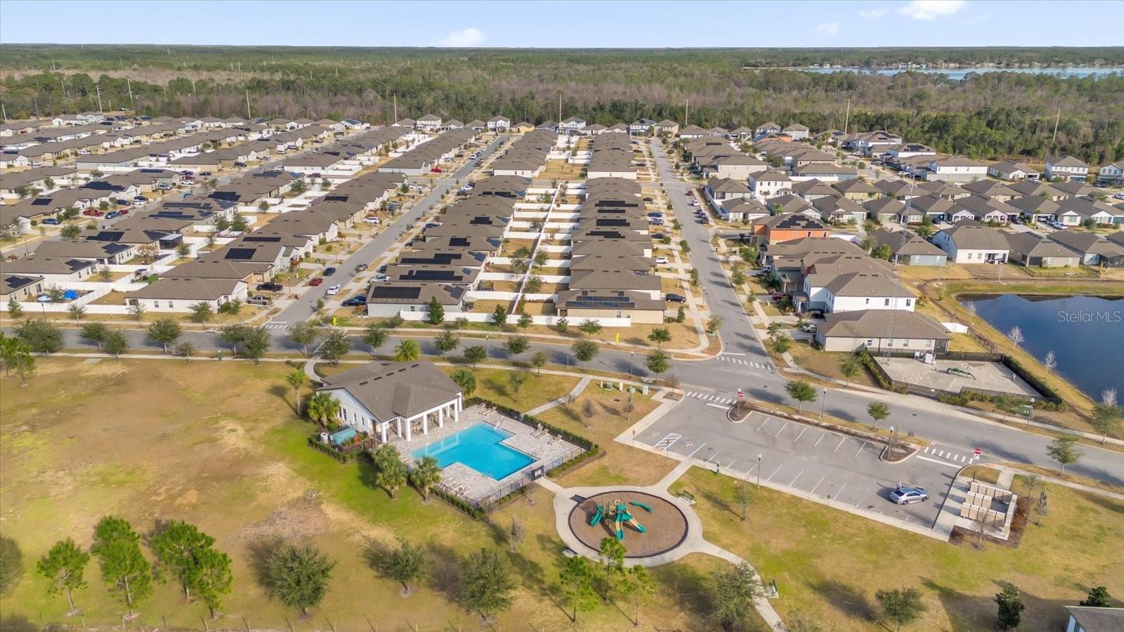 Image 35 of 37 For 591 Steerview Street