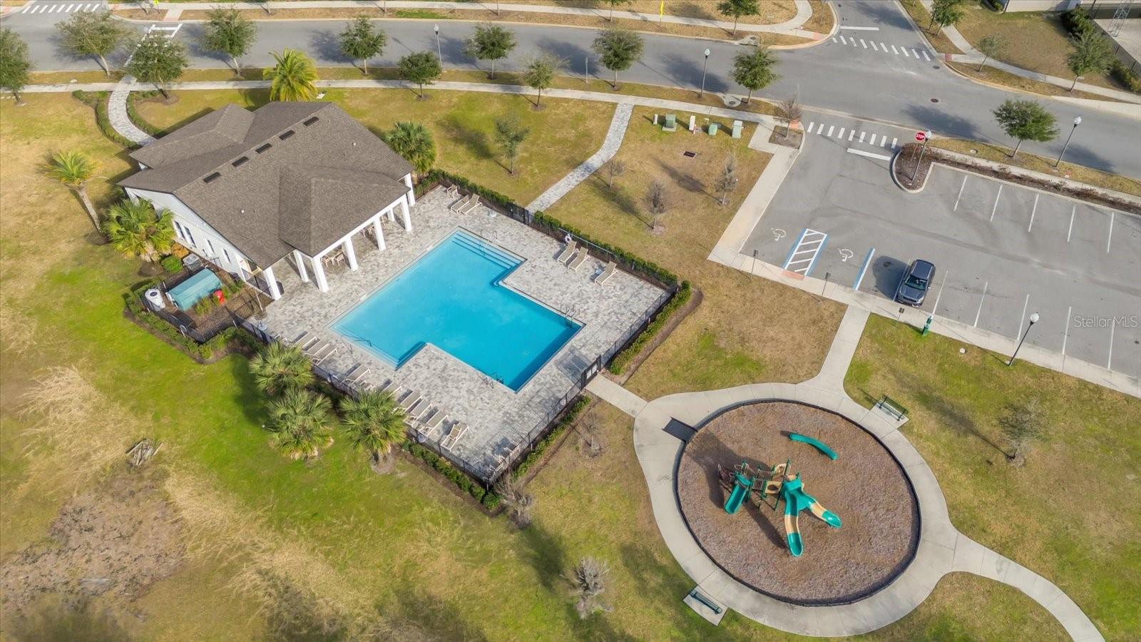 Image 36 of 37 For 591 Steerview Street