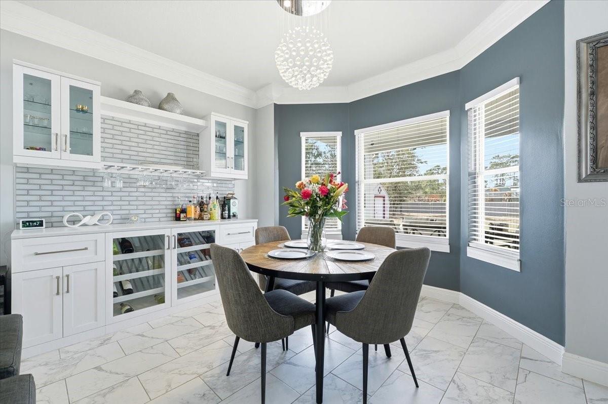 Image 12 of 30 For 2280 Fox Wood