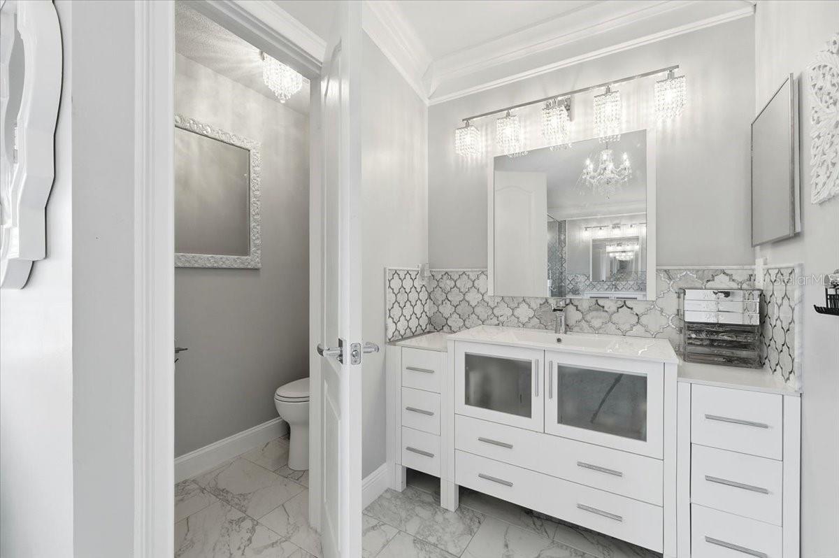 Image 19 of 30 For 2280 Fox Wood