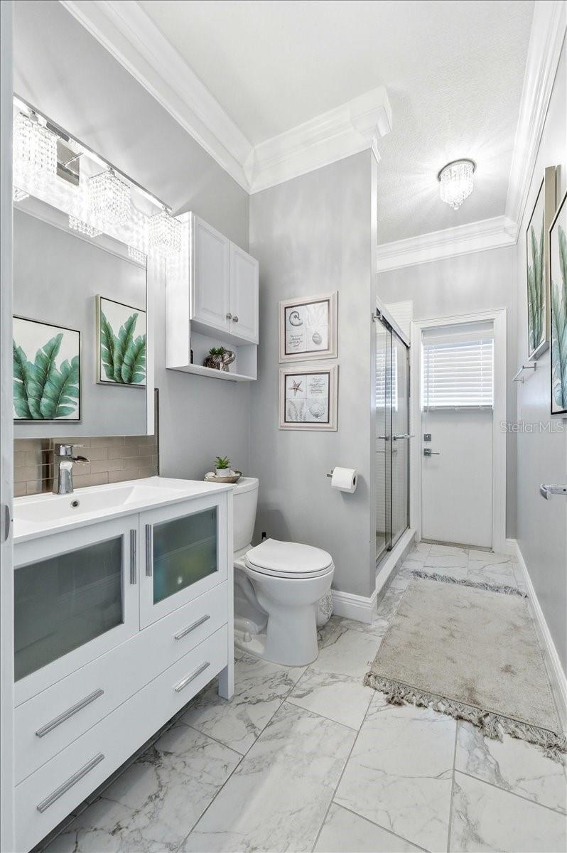 Image 22 of 30 For 2280 Fox Wood