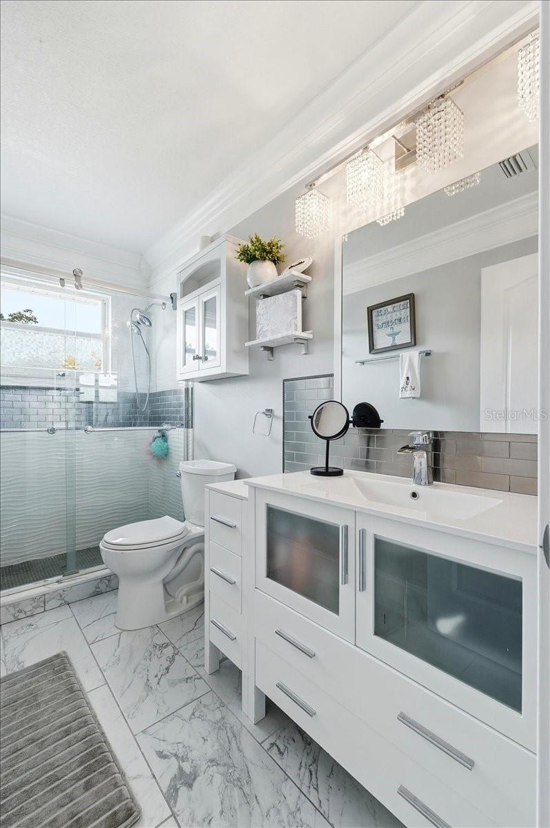 Image 24 of 30 For 2280 Fox Wood