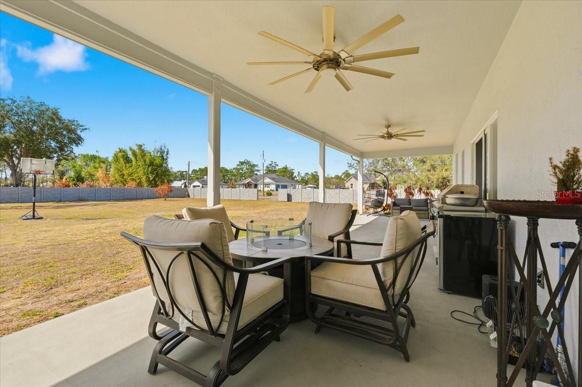 Image 28 of 30 For 2280 Fox Wood