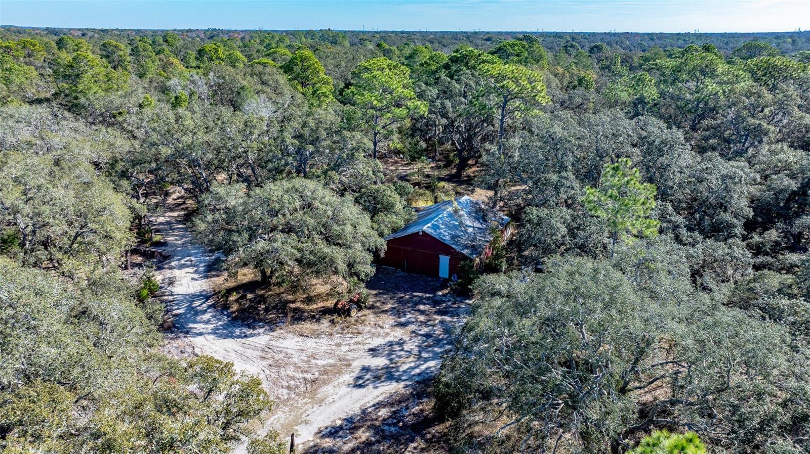 Image 6 of 19 For 13615 Tyrone Street