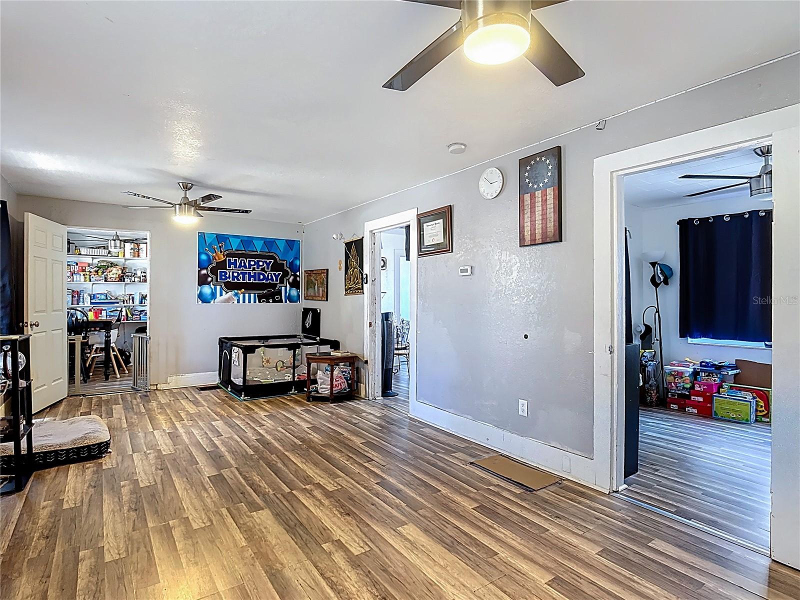 Image 26 of 37 For 823 Missouri Avenue