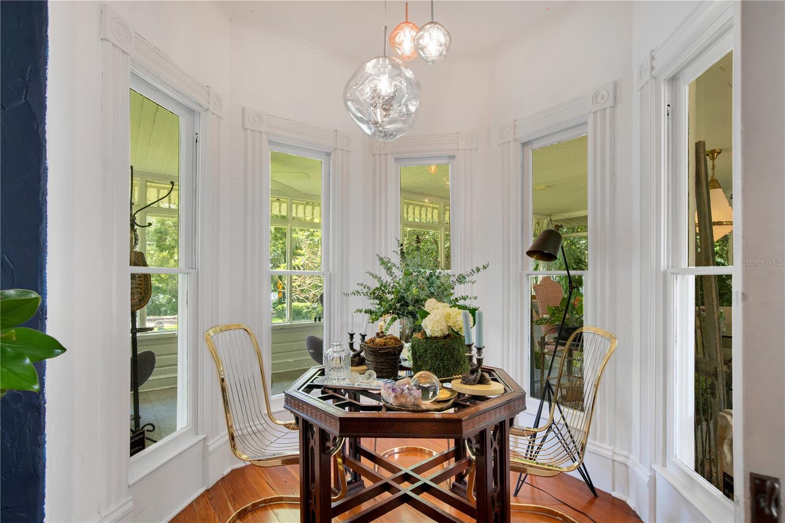 Image 26 of 92 For 614 Lake Avenue