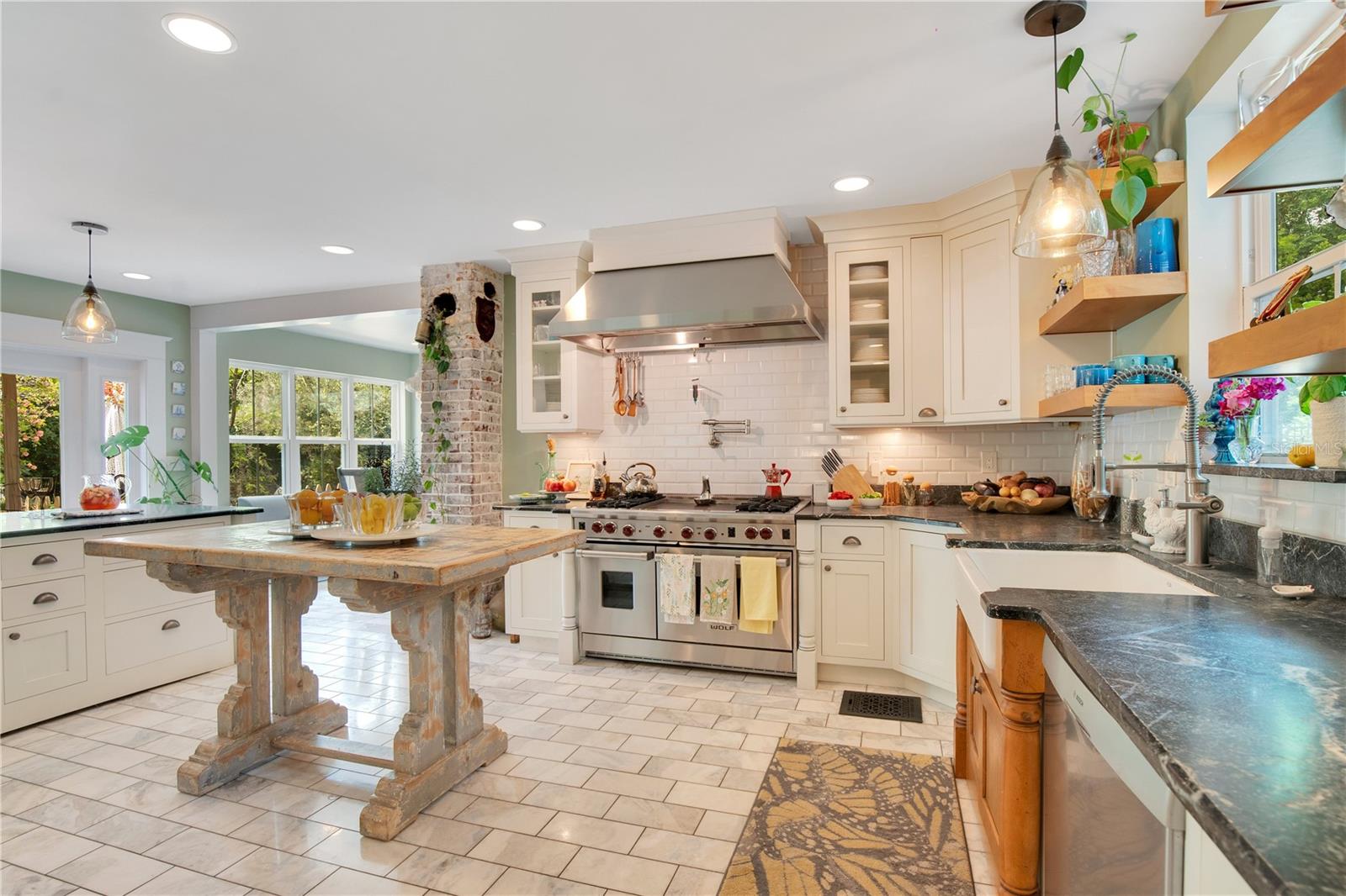 Image 28 of 92 For 614 Lake Avenue