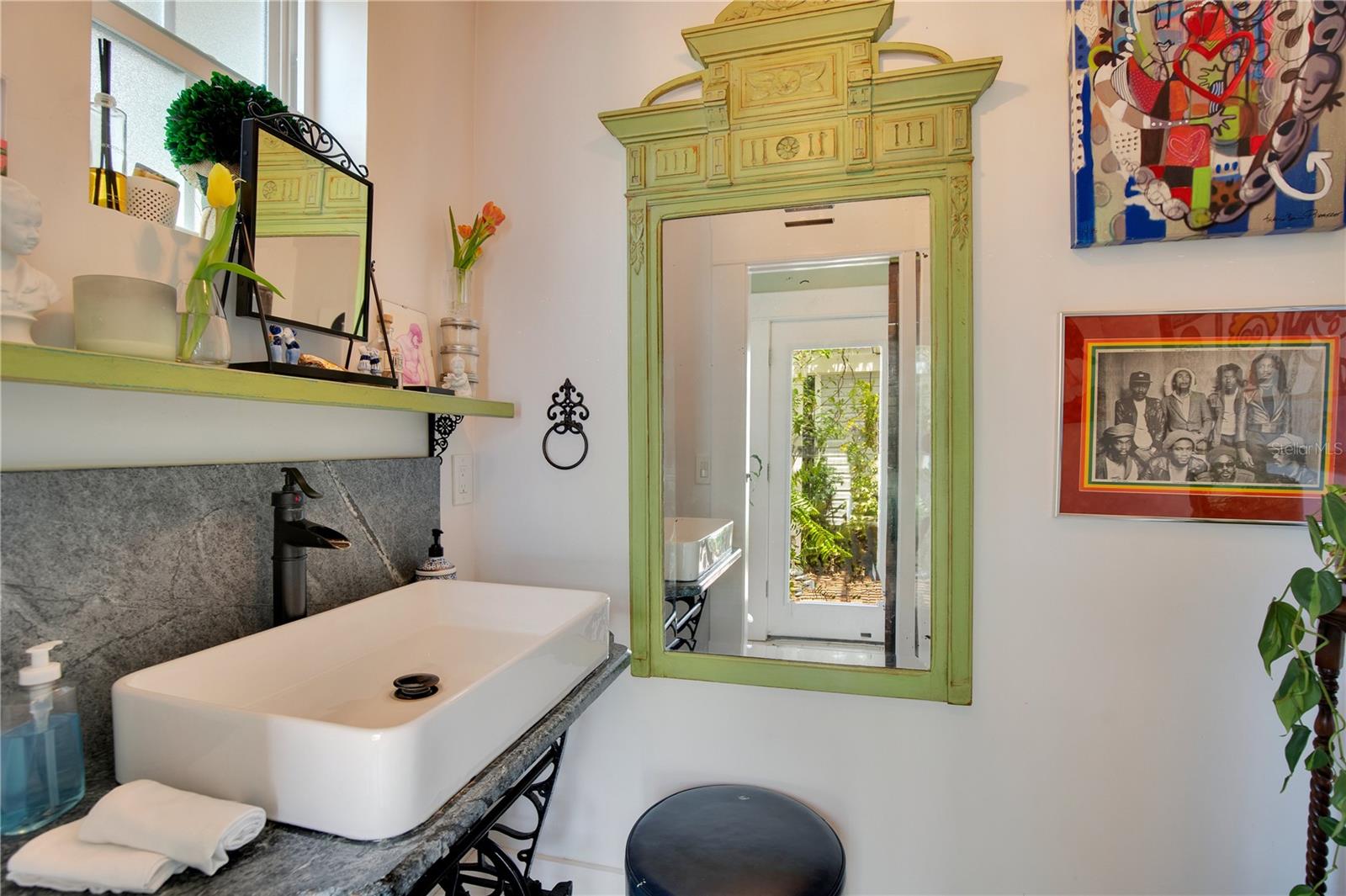 Image 35 of 92 For 614 Lake Avenue