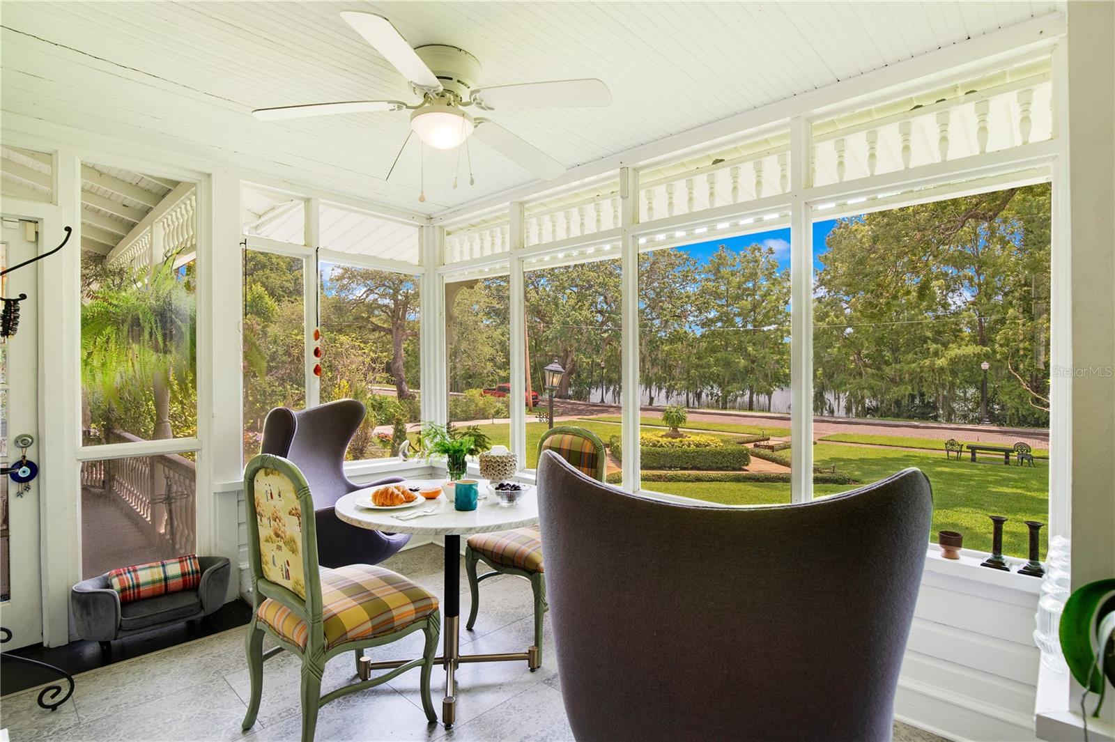 Image 73 of 92 For 614 Lake Avenue