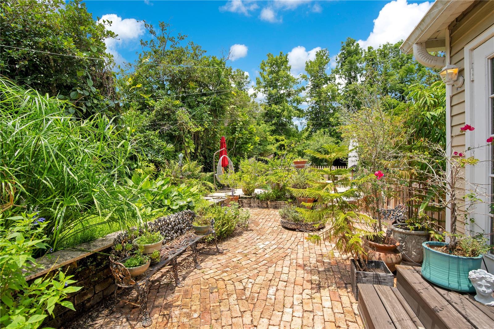 Image 88 of 92 For 614 Lake Avenue