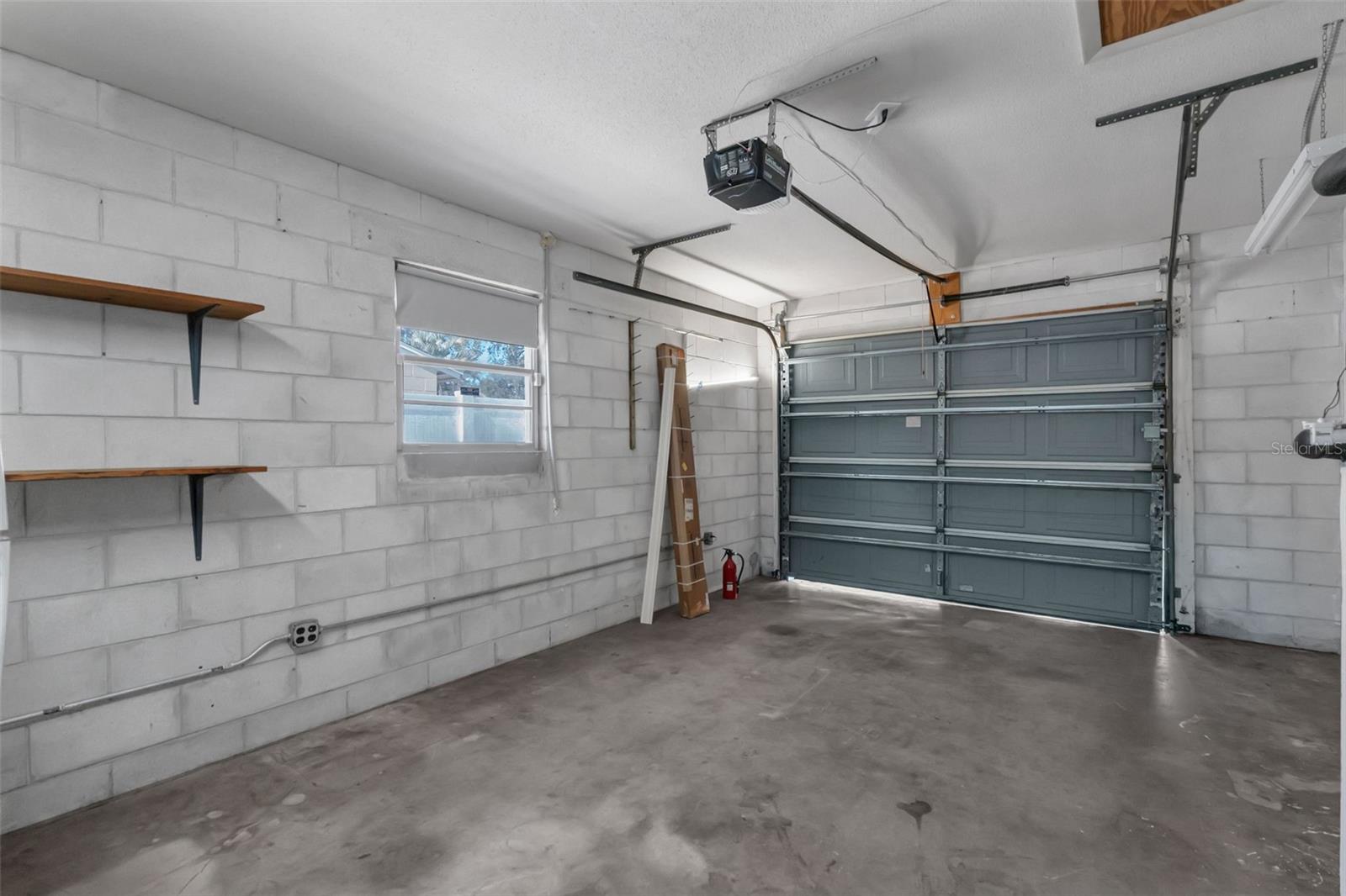 Image 20 of 43 For 5674 Altec Court