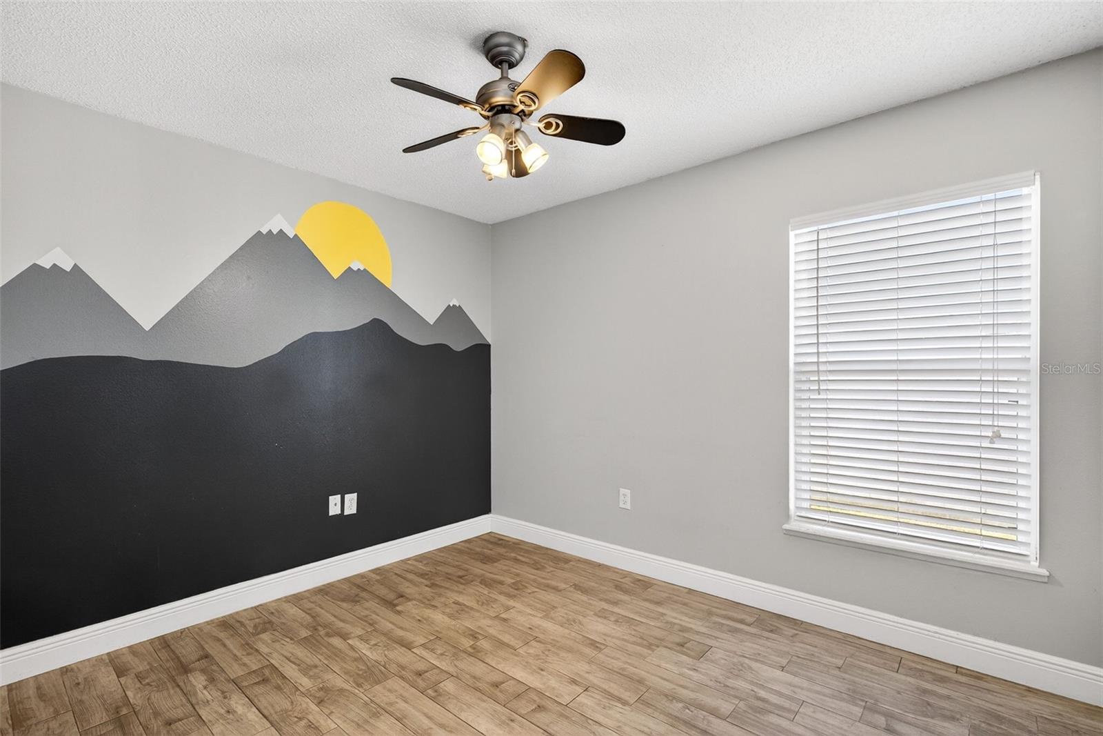 Image 18 of 33 For 3189 Windmill Point Boulevard