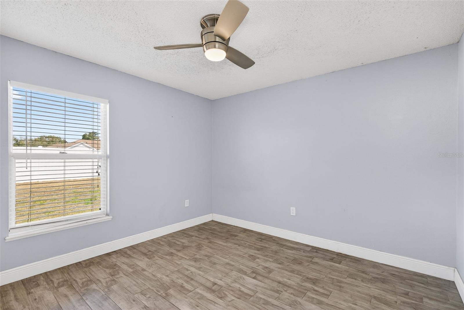 Image 21 of 33 For 3189 Windmill Point Boulevard