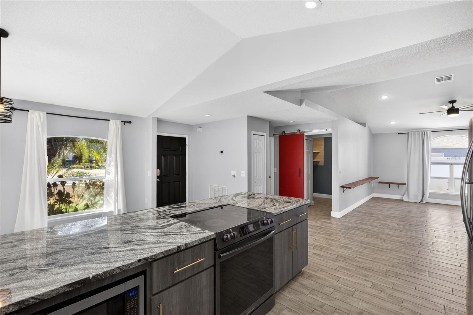 Image 6 of 33 For 3189 Windmill Point Boulevard