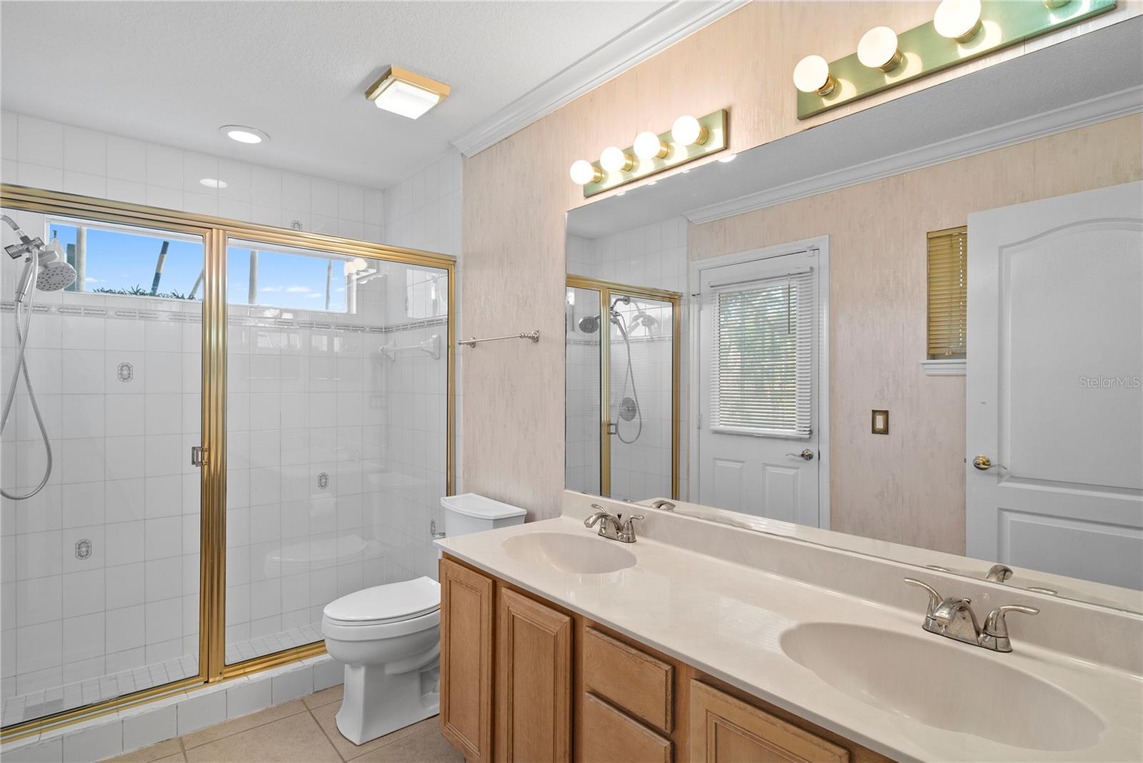 Image 13 of 50 For 16727 Royal Palm Drive