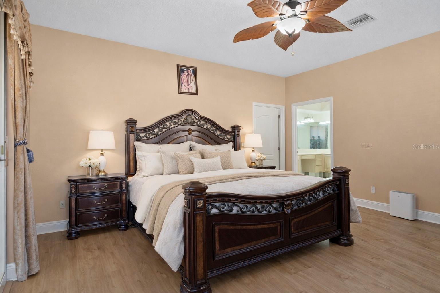 Image 18 of 50 For 16727 Royal Palm Drive