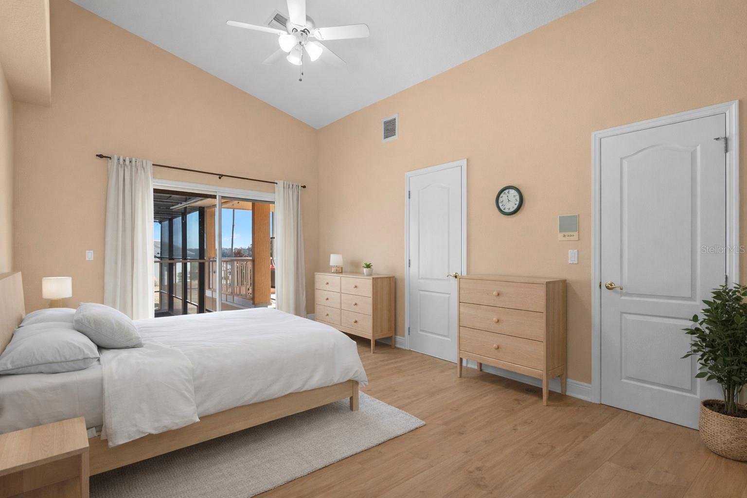 Image 29 of 50 For 16727 Royal Palm Drive