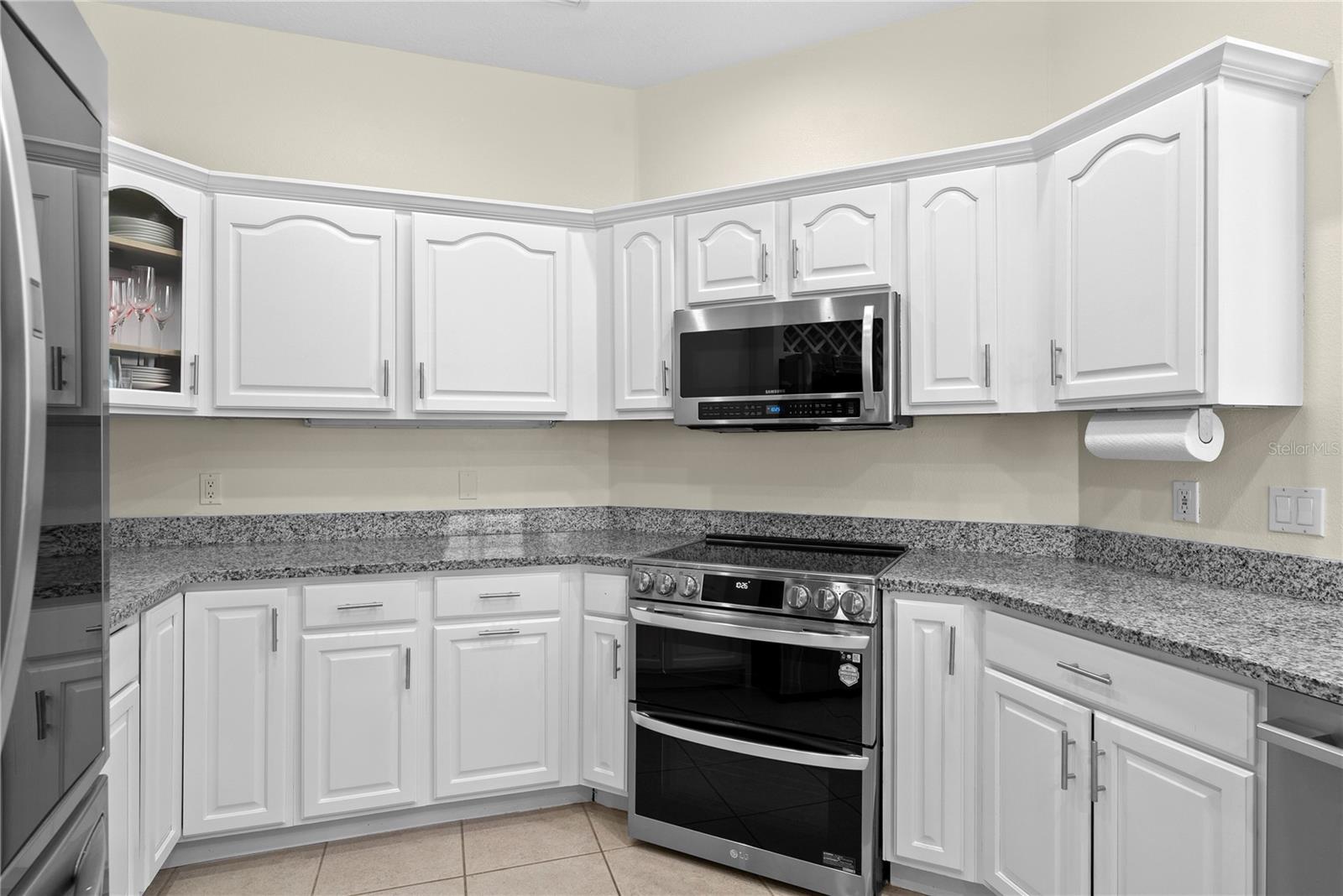 Image 9 of 50 For 16727 Royal Palm Drive