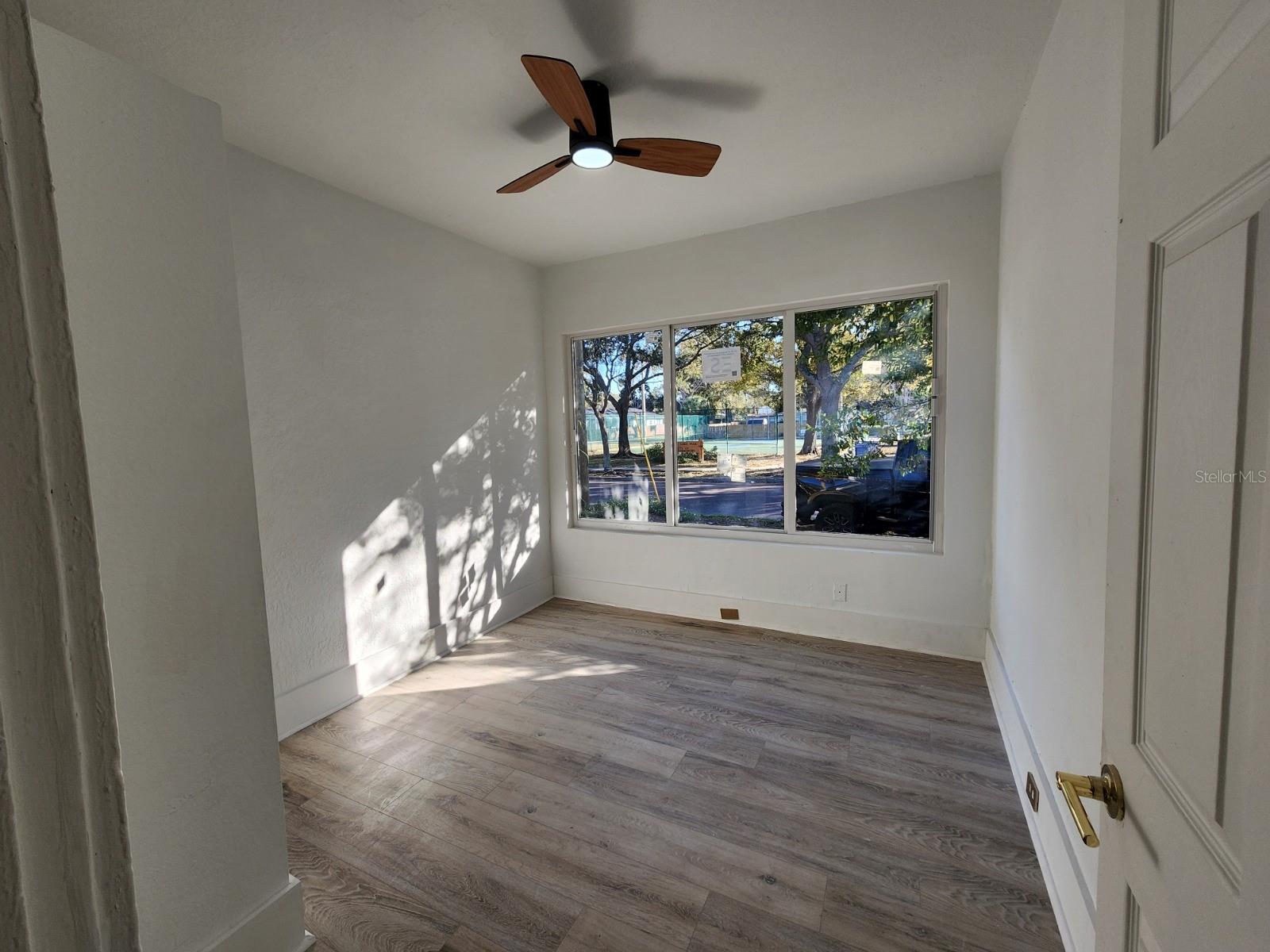 Image 16 of 36 For 1311 11th Avenue S