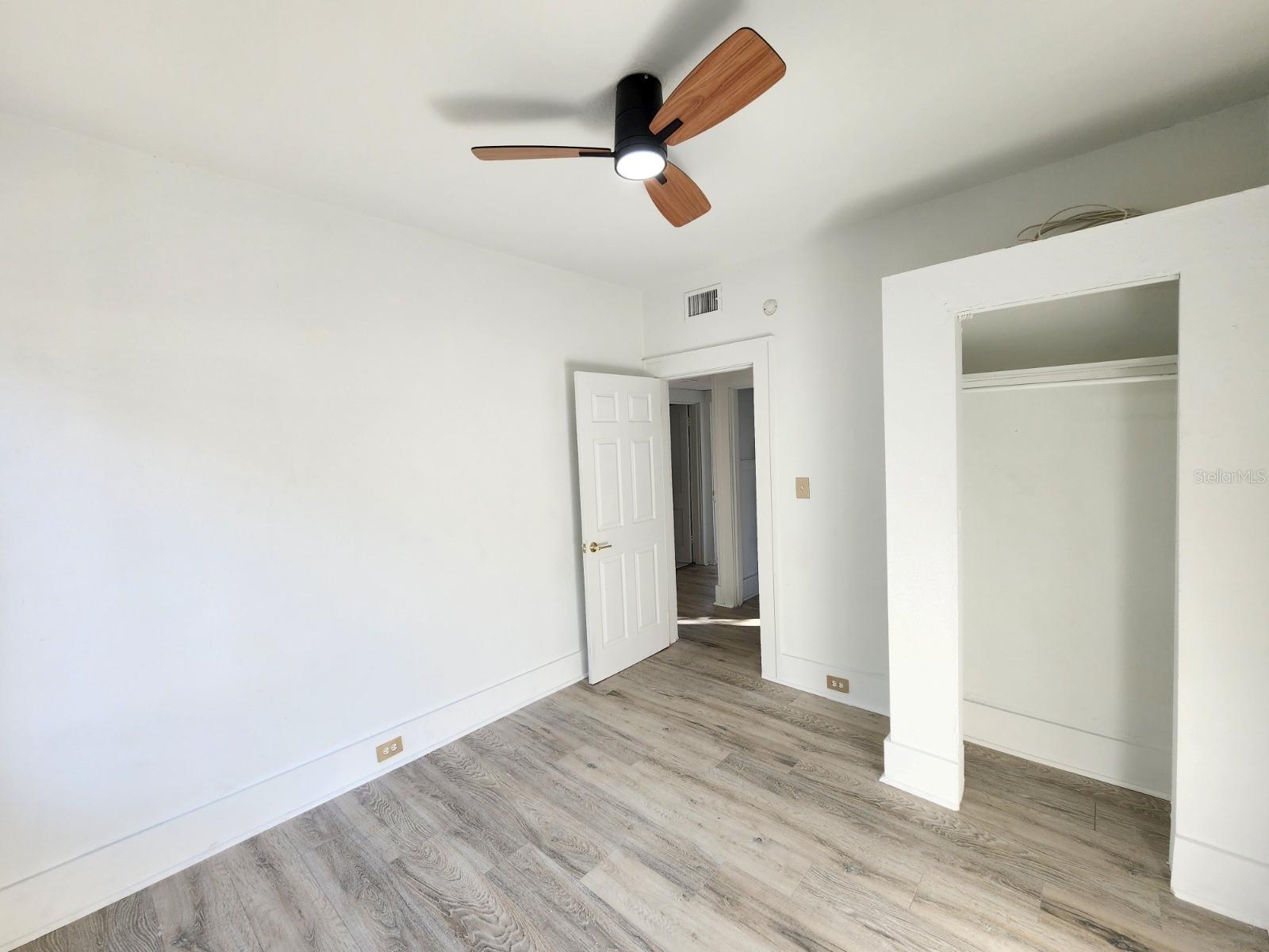 Image 17 of 36 For 1311 11th Avenue S