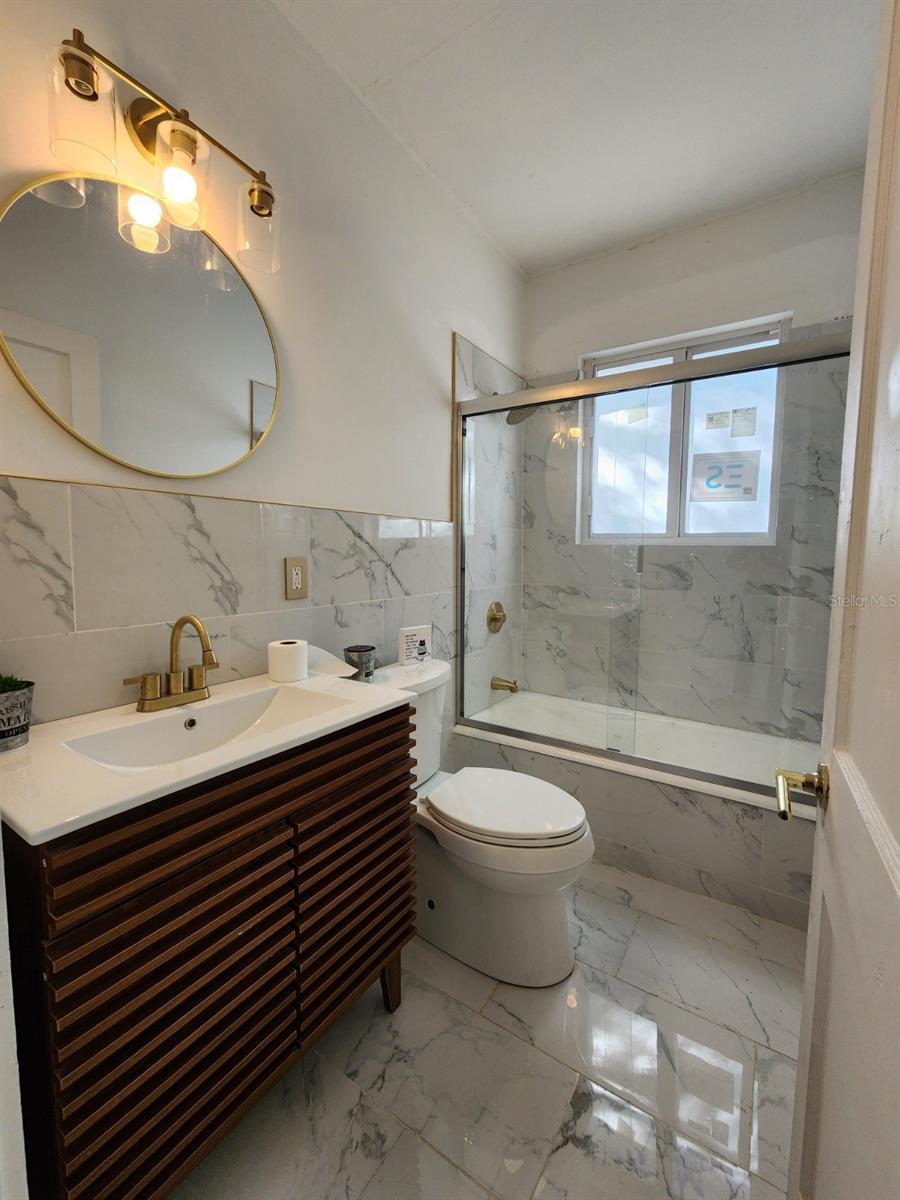 Image 3 of 36 For 1311 11th Avenue S