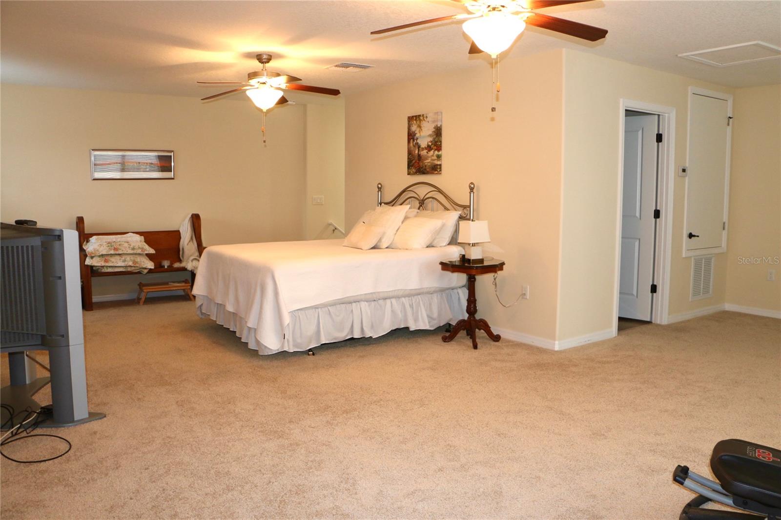 Image 34 of 53 For 25447 High Hampton Circle