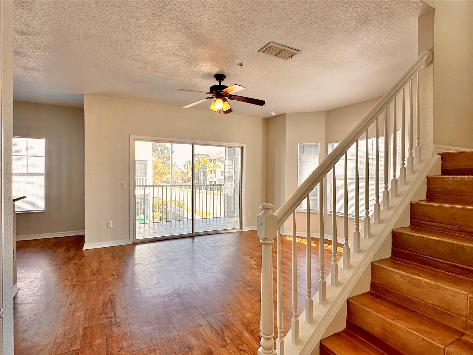 Image 8 of 40 For 2334 Grand Central Parkway 1