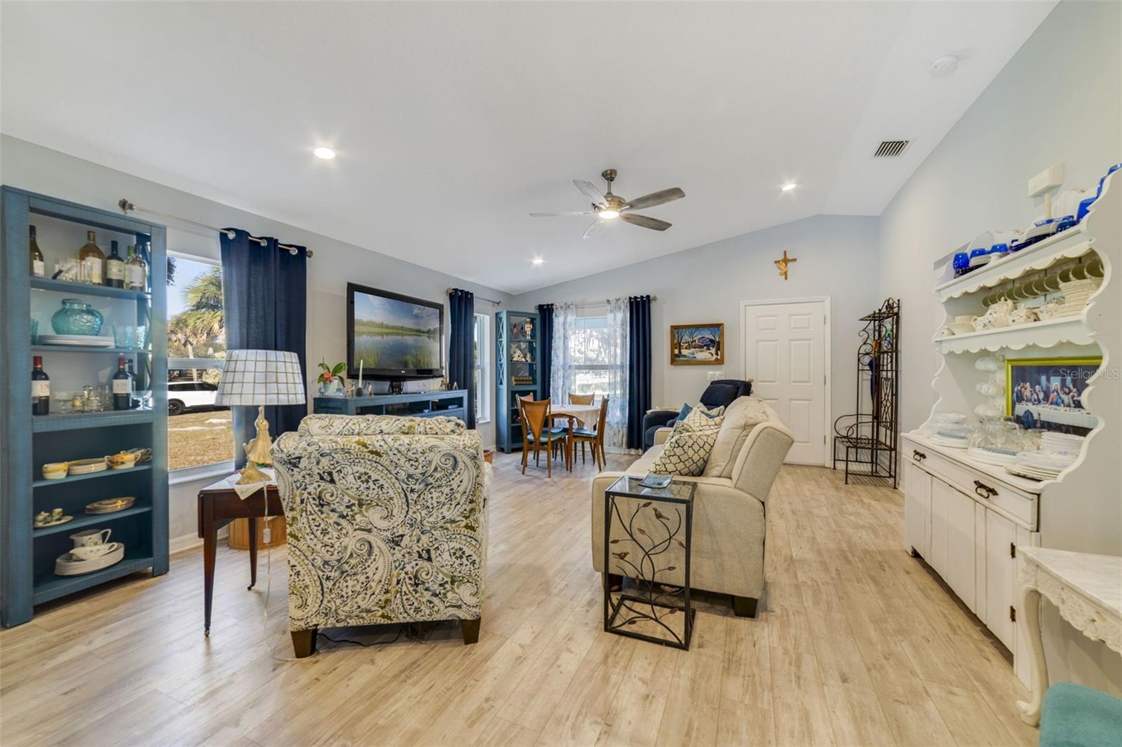 Image 3 of 27 For 1239 Saint Anne Shrine Road