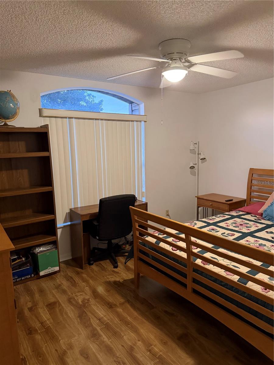 Image 19 of 23 For 1260 Granada Court