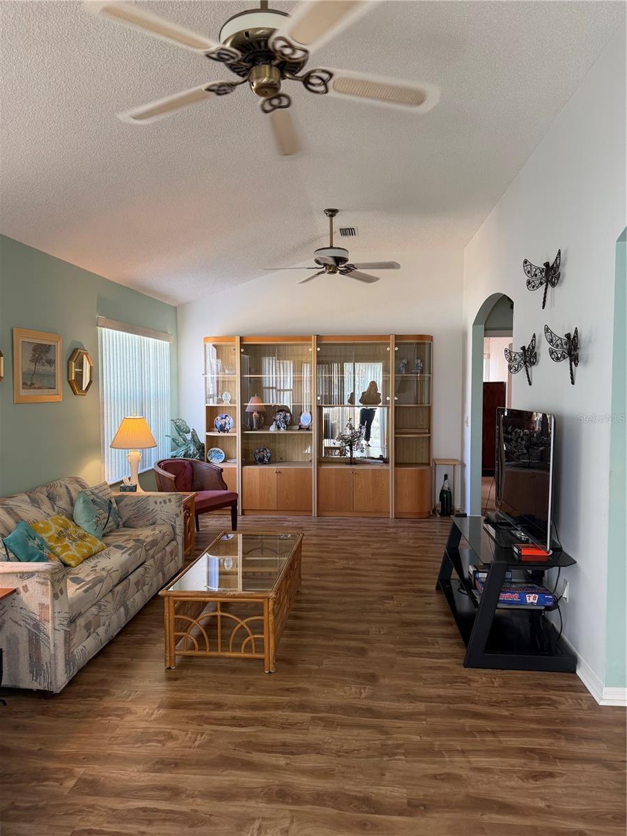 Image 8 of 23 For 1260 Granada Court