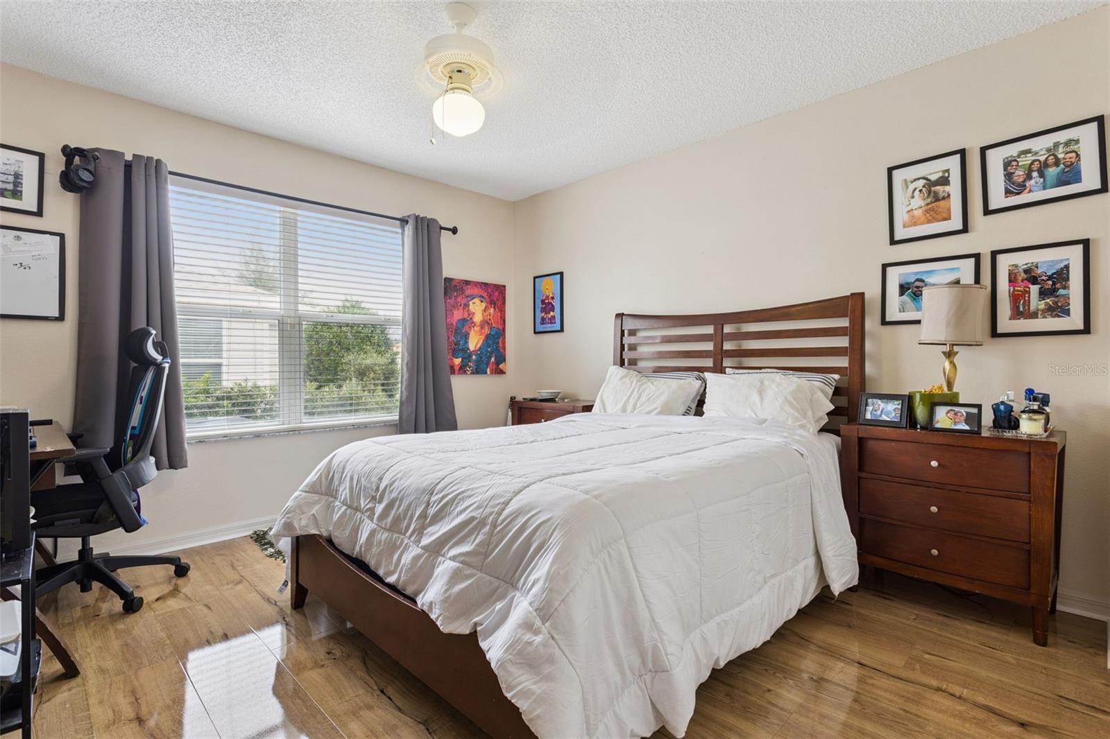 Image 23 of 37 For 16672 78th Live Oak Avenue