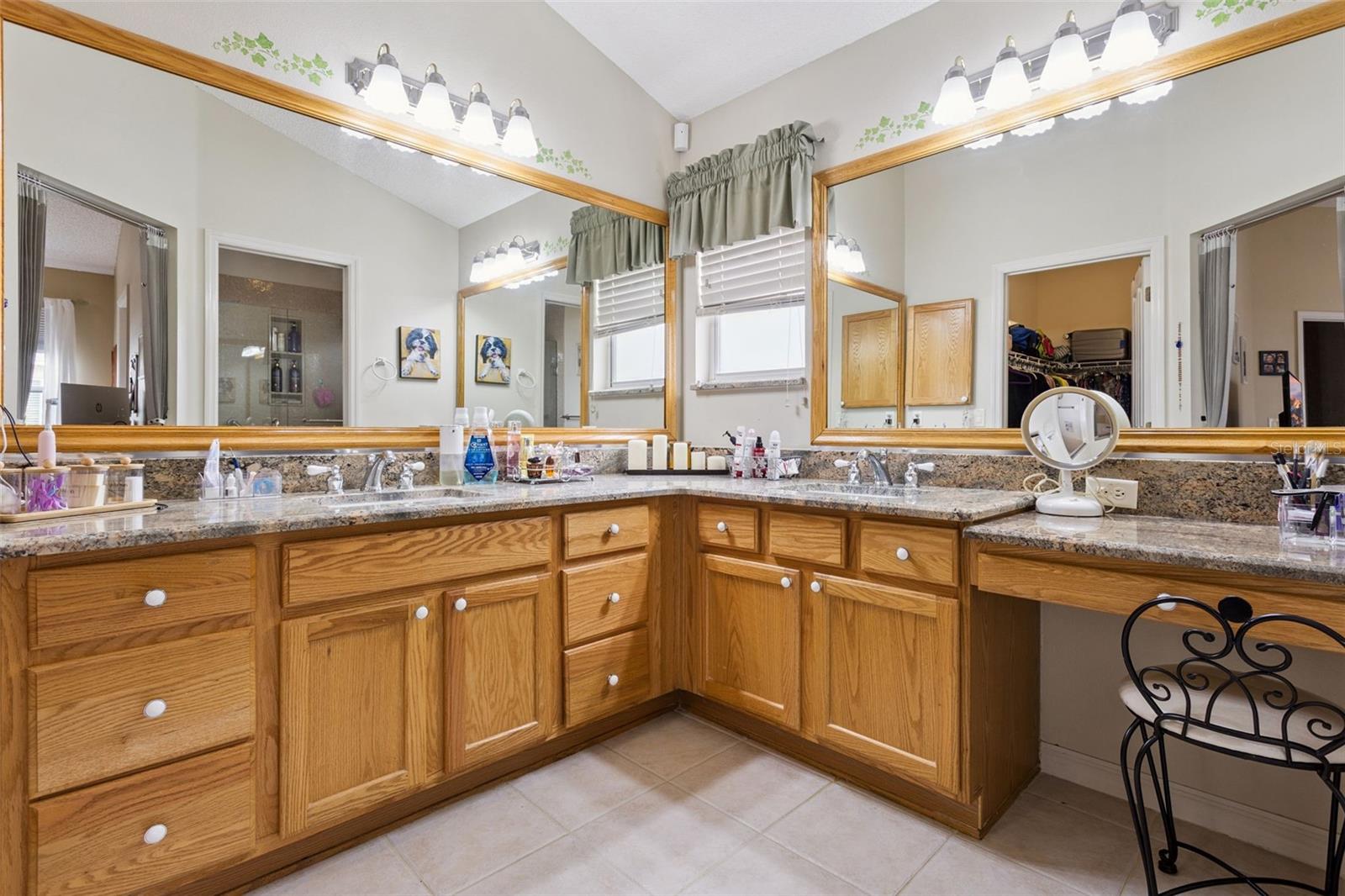 Image 28 of 37 For 16672 78th Live Oak Avenue