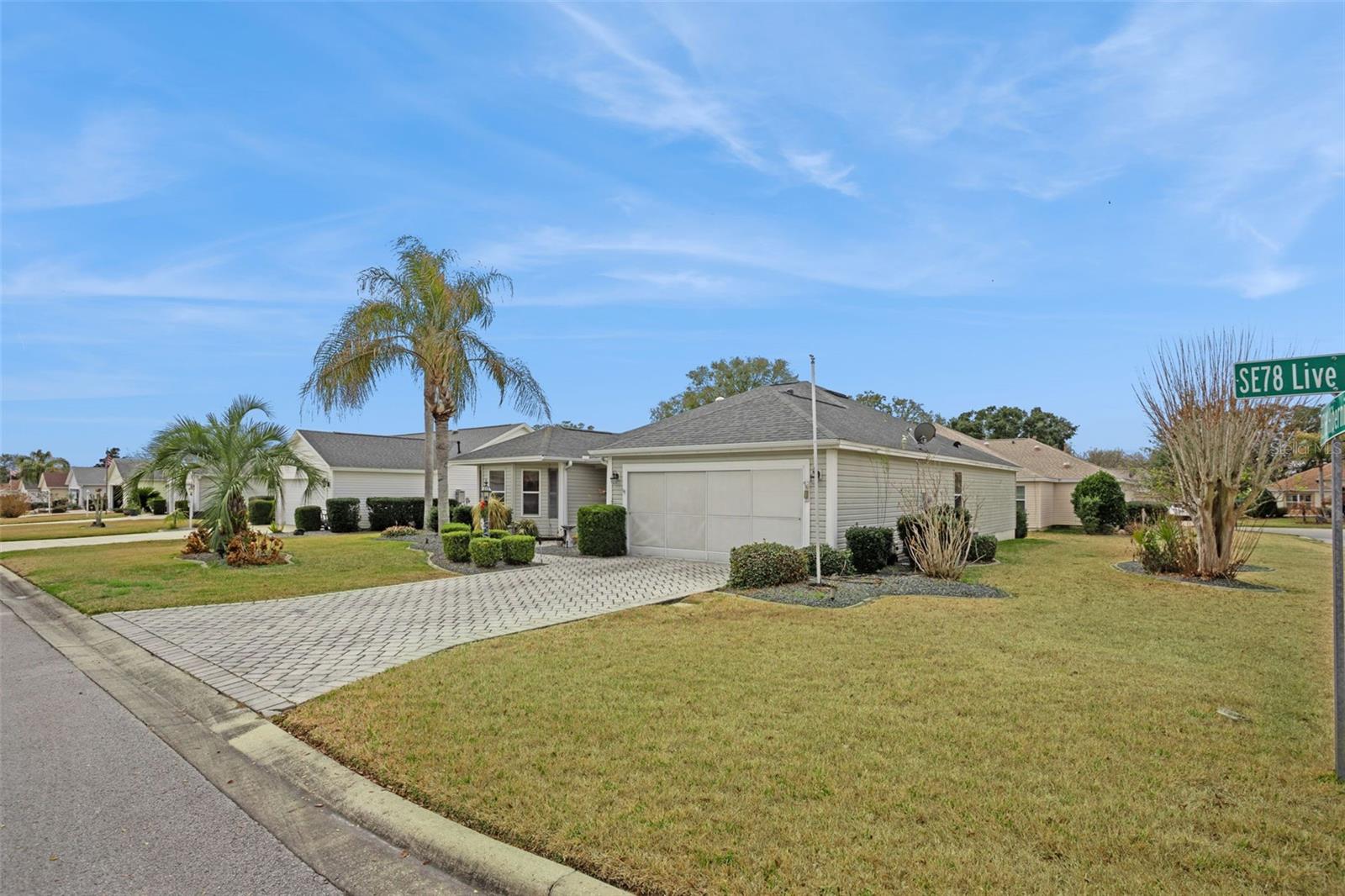 Image 3 of 37 For 16672 78th Live Oak Avenue