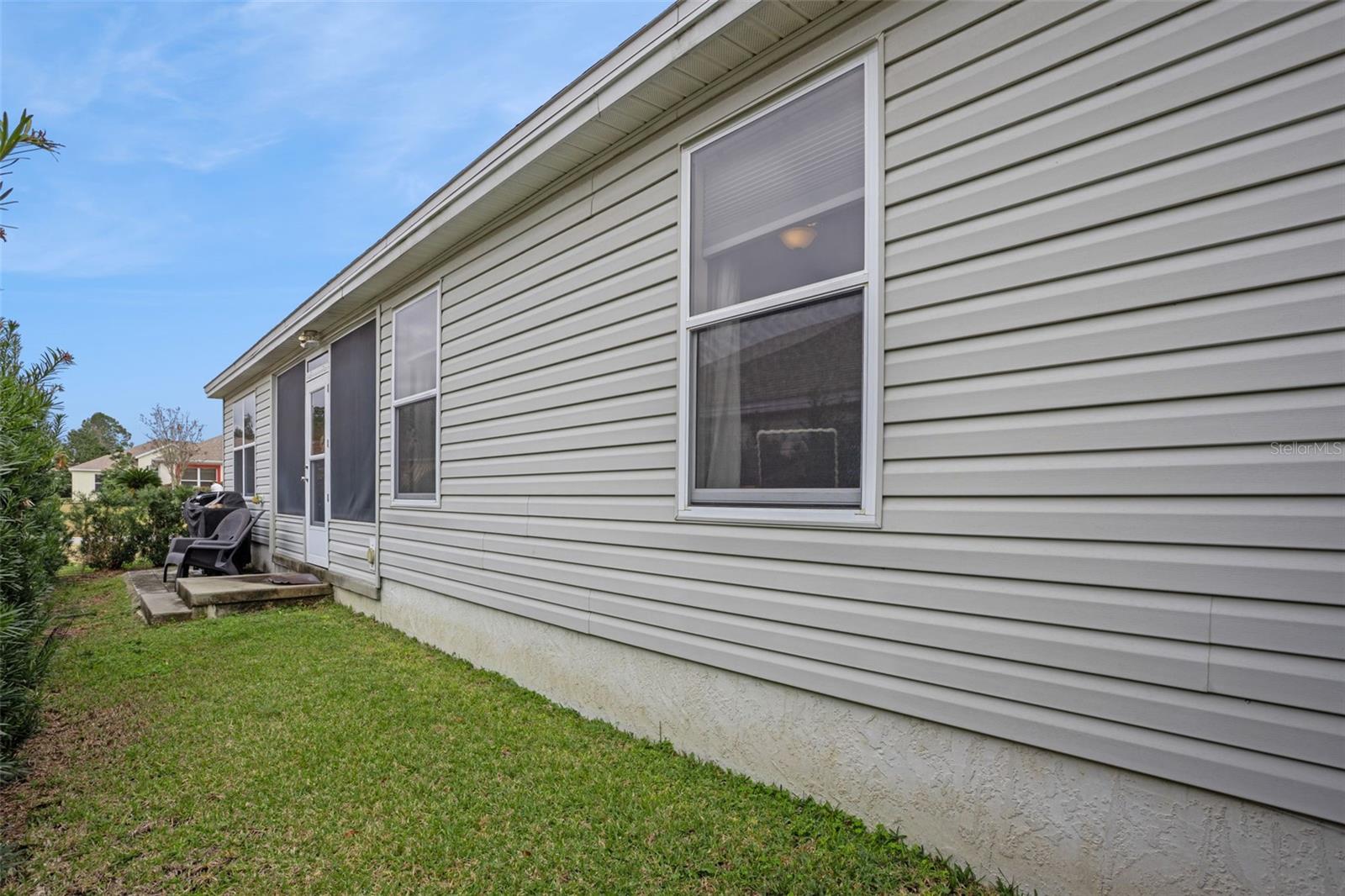 Image 36 of 37 For 16672 78th Live Oak Avenue