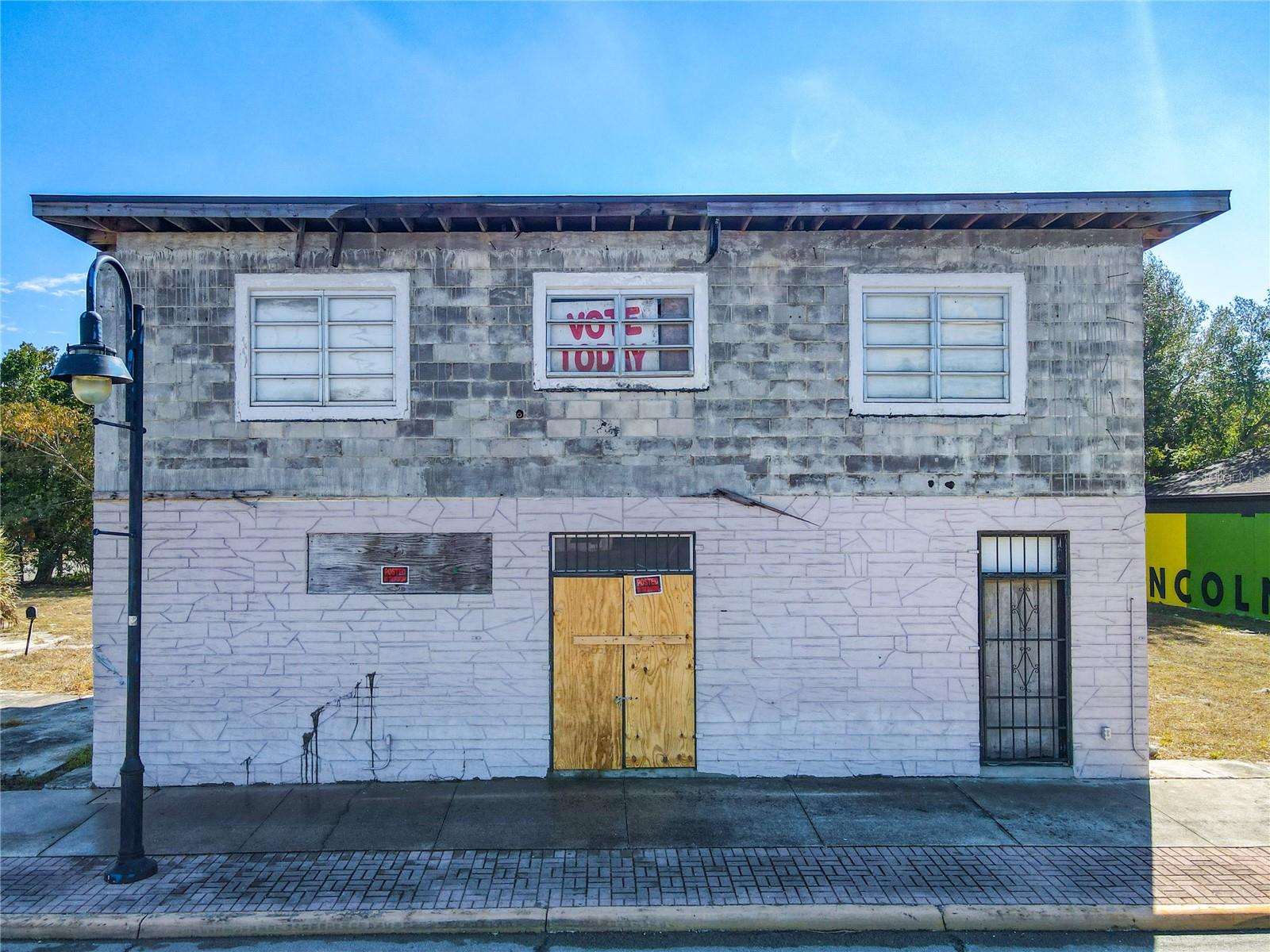 Details for 215 Lincoln Avenue, LAKE WALES, FL 33853