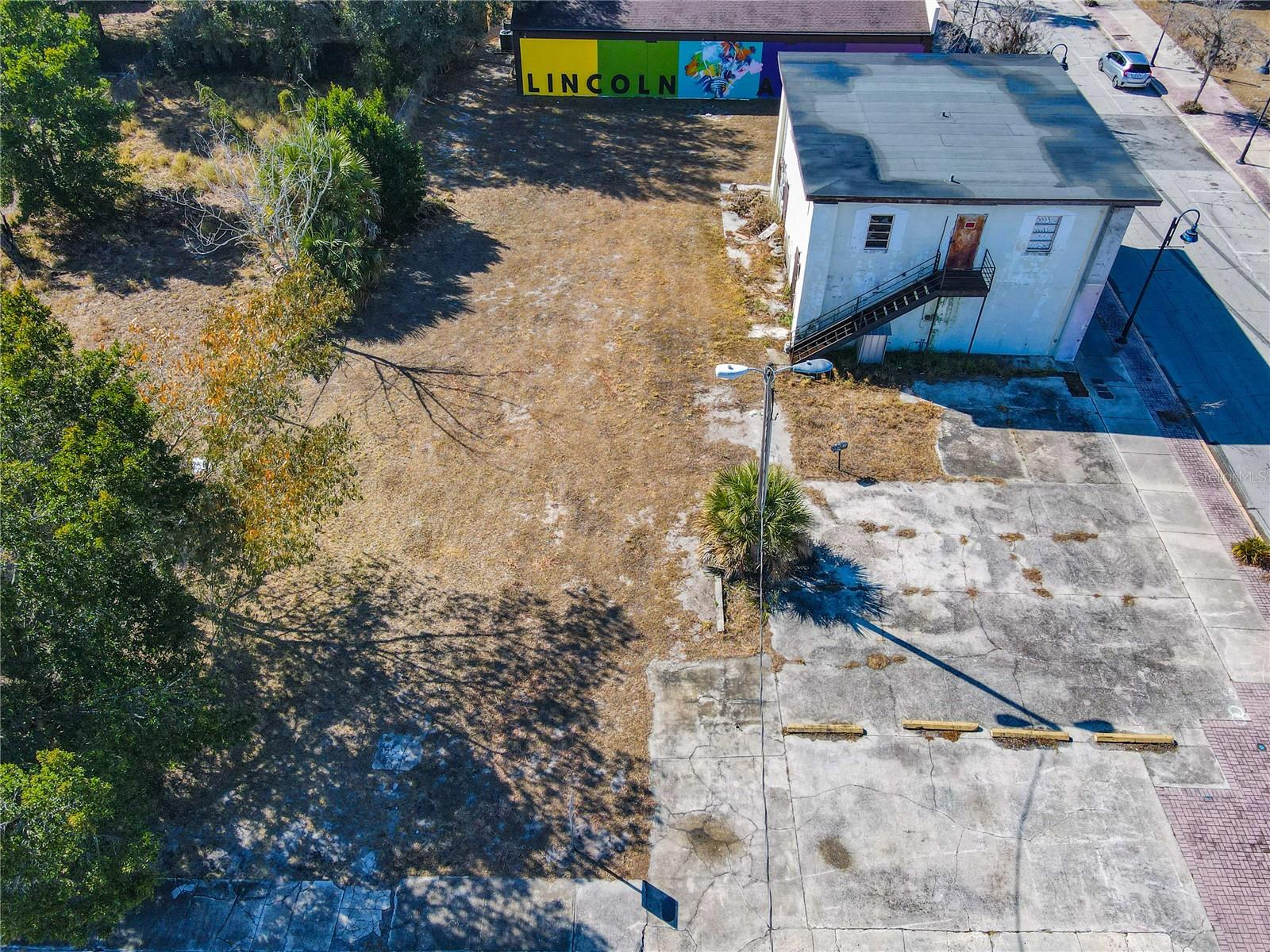 Image 2 of 10 For 215 Lincoln Avenue