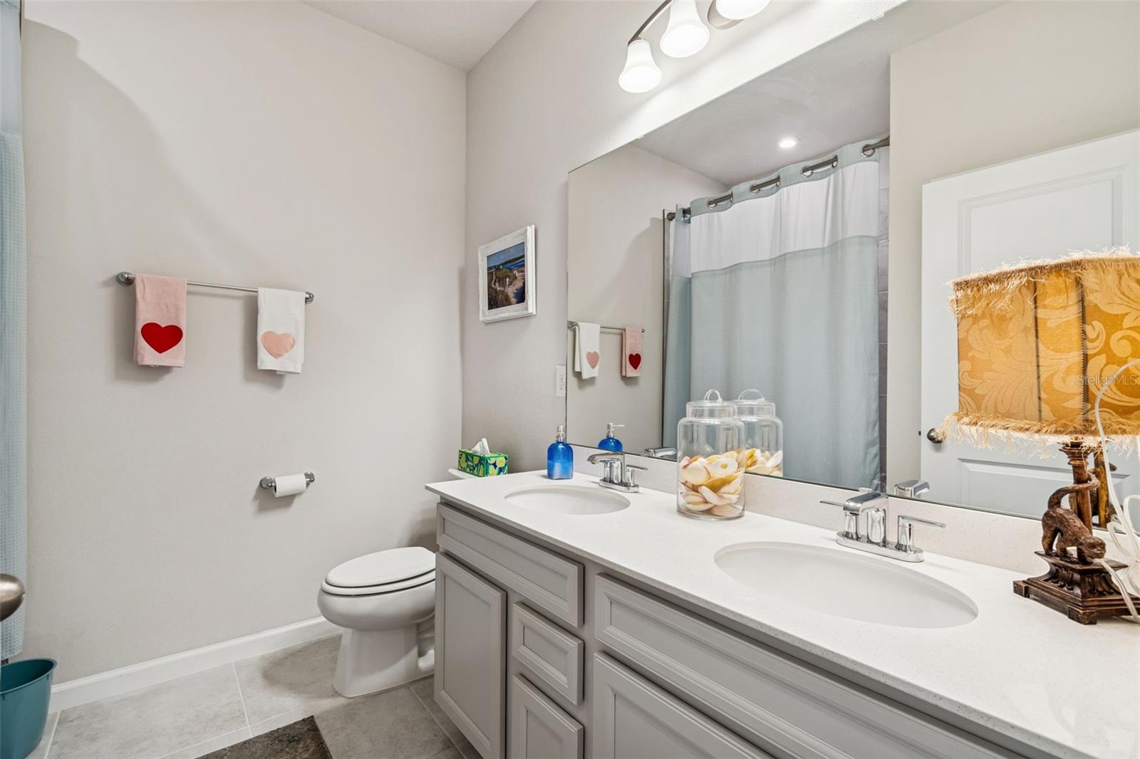 Image 12 of 28 For 2823 Landing Drive