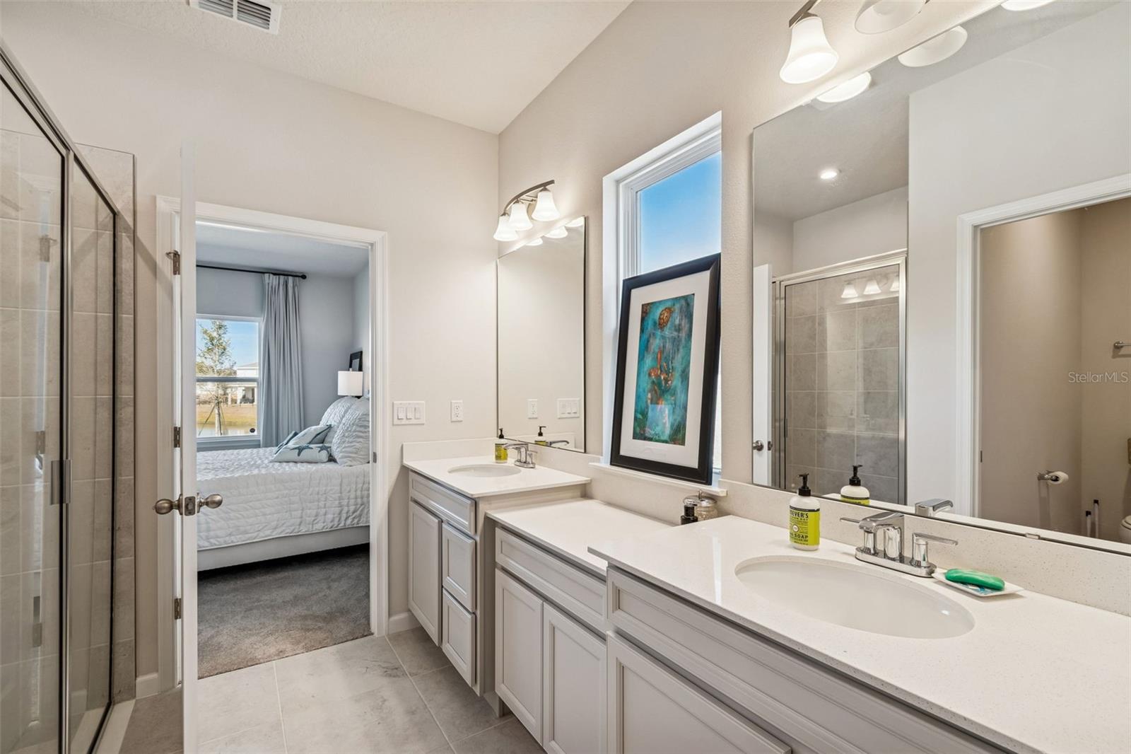 Image 20 of 28 For 2823 Landing Drive